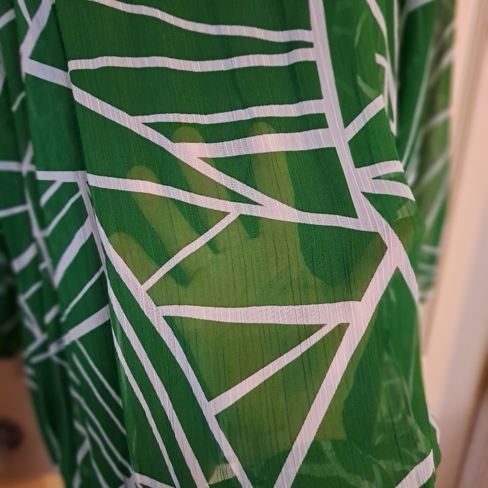 Zac&Rachel XL sheer blouse - Picture 5 of 7